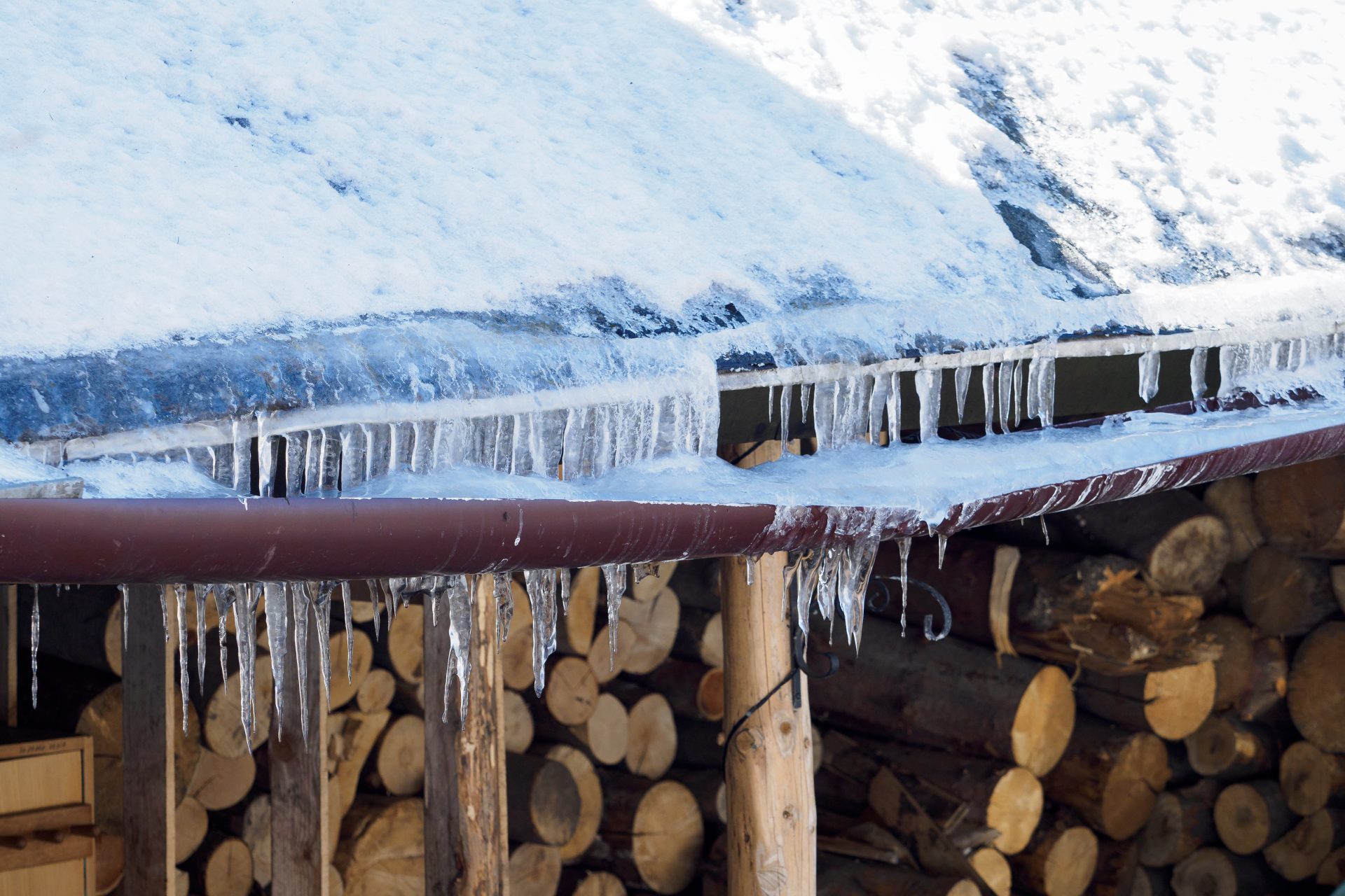 sagging gutters